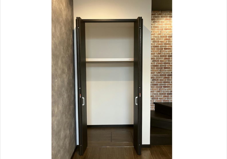 Y’ｓスクエア三里町