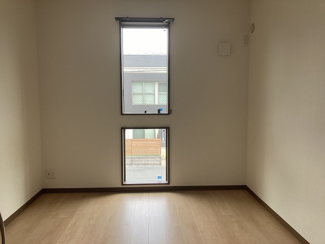 フェリオOGAWA E棟